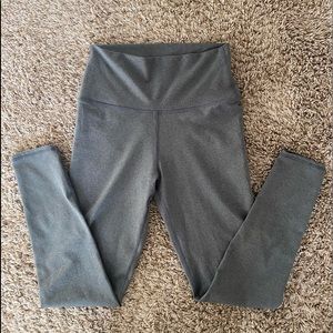 SUMMER CLOSET CLEAROUT: women’s gray aerie leggings